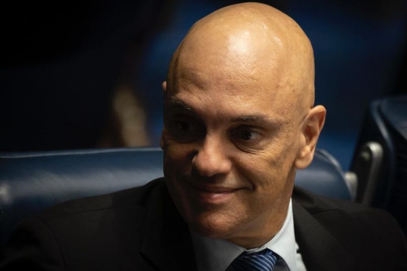 Em suposta invasão hacker, documento pede prisão de Alexandre de Morais assinado por ele mesmo Em suposta invasão hacker, documento pede prisão de Alexandre de Morais assinado por ele mesmo