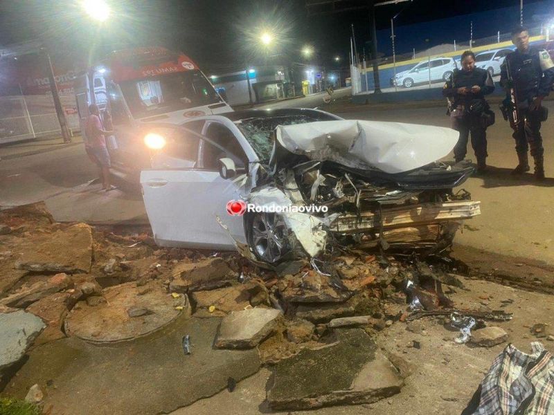 Motorista foge e abandona passageiros feridos após causar grave acidente em Porto Velho Motorista foge e abandona passageiros feridos após causar grave acidente em Porto Velho