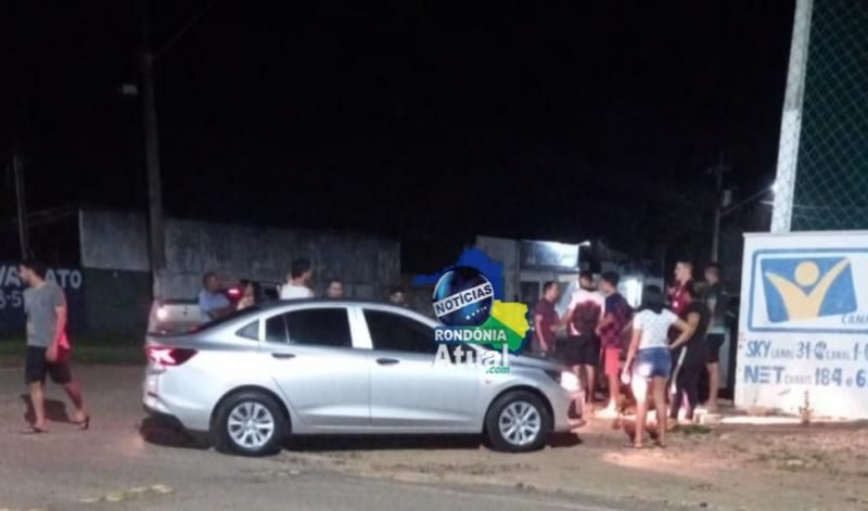 Motorista invade preferencial e causa grave acidente em Ji-Paraná Motorista invade preferencial e causa grave acidente em Ji-Paraná