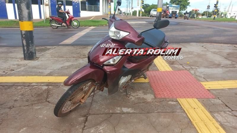 Rolim de Moura: Motociclista fica em estado grave após colidir com ambulância, que teria deixado o local sem prestar socorro Rolim de Moura: Motociclista fica em estado grave após colidir com ambulância, que teria deixado o local sem prestar socorro