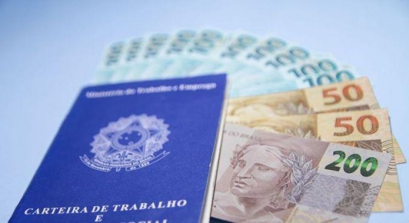 Veja o que muda com o novo salário mínimo, a partir de 1º de maio Veja o que muda com o novo salário mínimo, a partir de 1º de maio