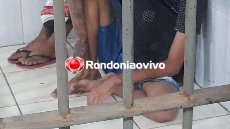 Adolescentes são flagrados armados quando iam realizar assaltos Adolescentes são flagrados armados quando iam realizar assaltos