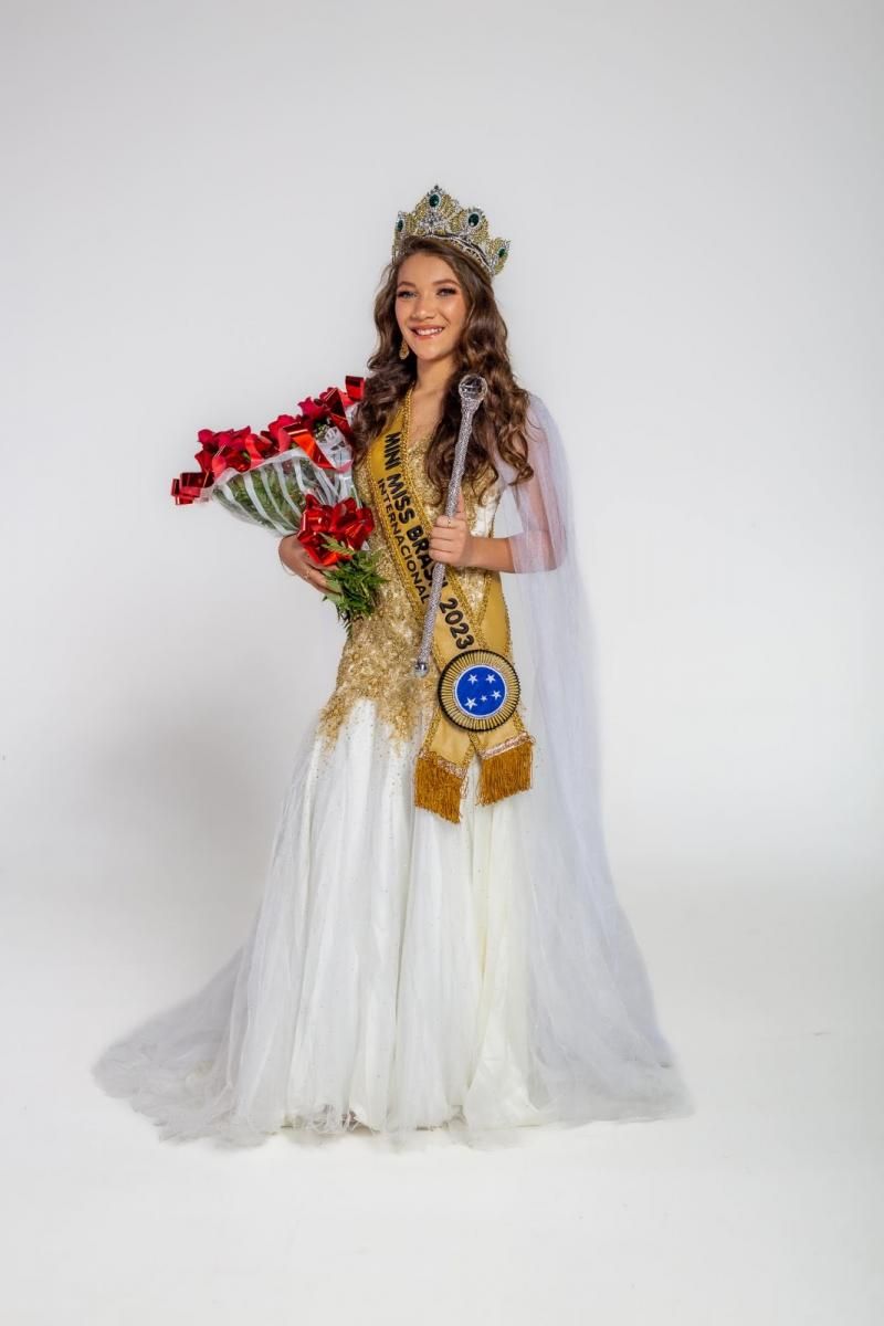 Mini Miss Brasil de Porto Velho irá disputar Concurso Beleza Internacional MINI MISS STAR UNIVERSO 2023 em Portugal Mini Miss Brasil de Porto Velho irá disputar Concurso Beleza Internacional MINI MISS STAR UNIVERSO 2023 em Portugal