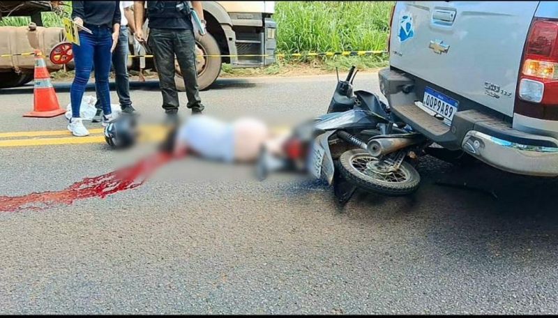 Mulher morre após colidir com caminhonete na BR-364, em Ji-Paraná