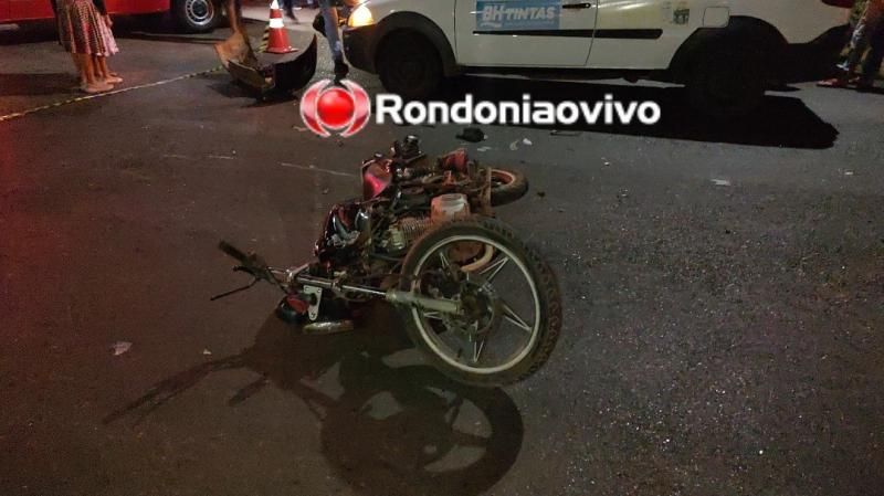 Motociclista vai parar em bueiro após grave acidente Motociclista vai parar em bueiro após grave acidente