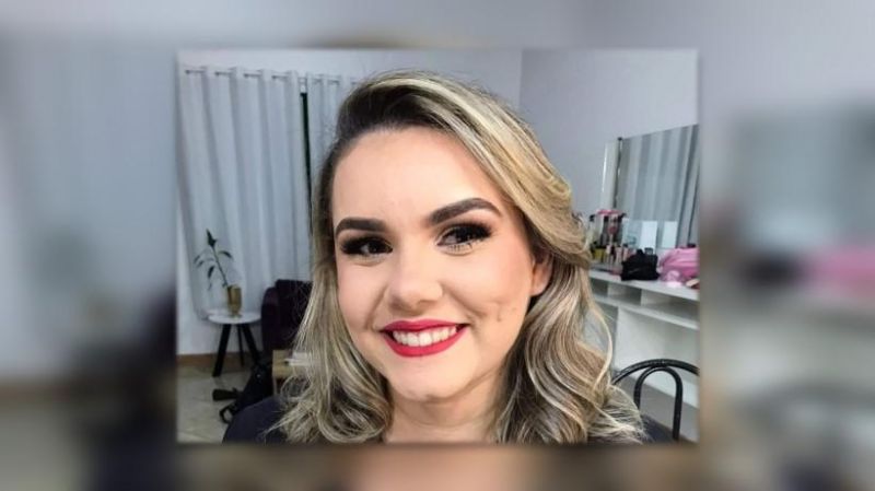 Mulher baleada na cabeça pelo ex-marido não resiste e morre no hospital Mulher baleada na cabeça pelo ex-marido não resiste e morre no hospital