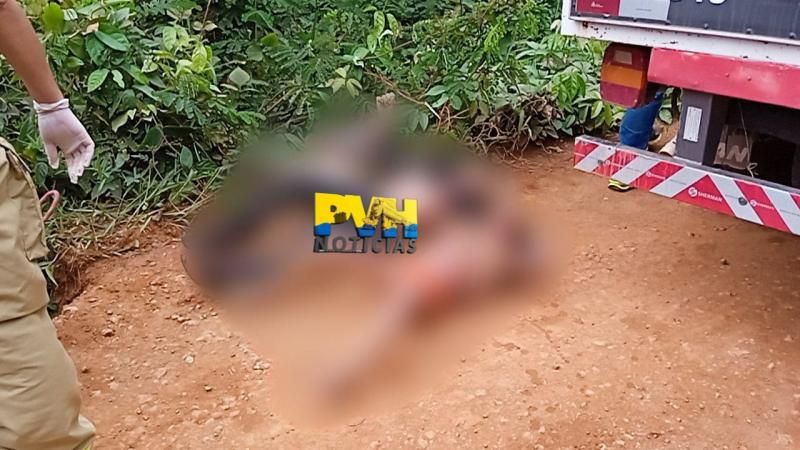 Cinco pessoas, incluindo um bebê de 11 meses, morrem em trágico acidente na BR-319 próximo a Porto Velho Cinco pessoas, incluindo um bebê de 11 meses, morrem em trágico acidente na BR-319 próximo a Porto Velho