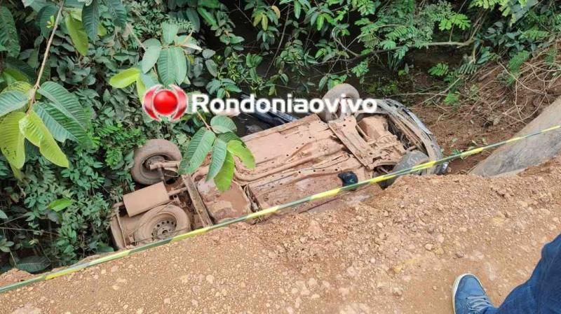 Cinco pessoas, incluindo um bebê de 11 meses, morrem em trágico acidente na BR-319 próximo a Porto Velho Cinco pessoas, incluindo um bebê de 11 meses, morrem em trágico acidente na BR-319 próximo a Porto Velho