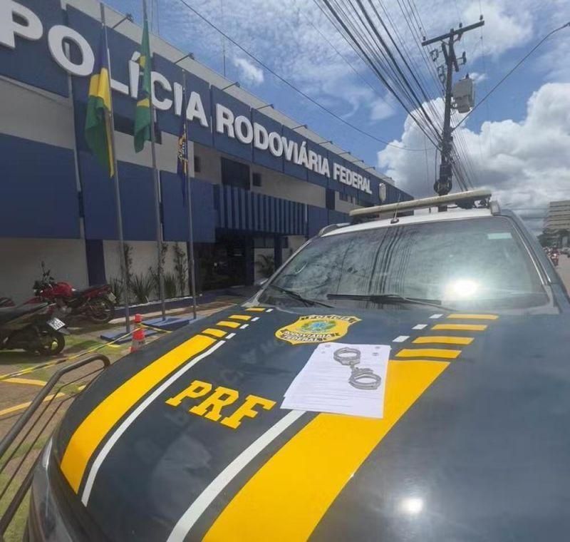Foragido por crimes no Brasil e exterior é preso em Ariquemes (RO) se passando por pessoa que já morreu Foragido por crimes no Brasil e exterior é preso em Ariquemes (RO) se passando por pessoa que já morreu