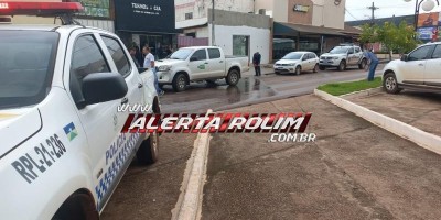 Colisão entre caminhonetes é registrada em Rolim de Moura