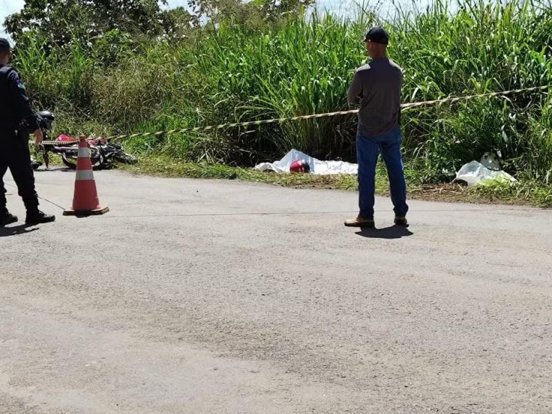 Motociclista de 19 anos morre após Motociclista de 19 anos morre após