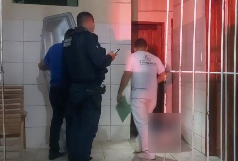 Acusado de estupro, homem é morto a facadas em quarto de hotel em Ariquemes Acusado de estupro, homem é morto a facadas em quarto de hotel em Ariquemes