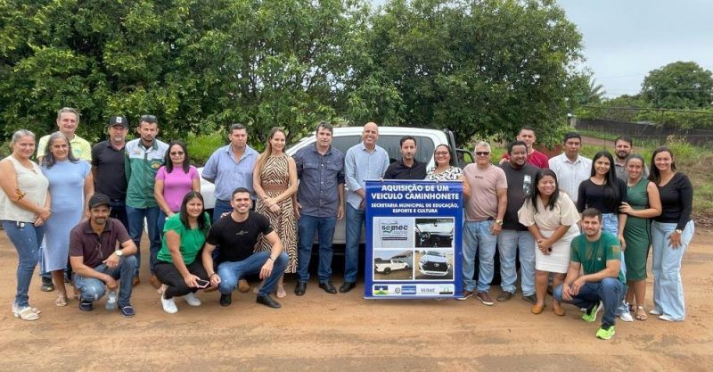 Ismael Crispin fortalece educação em Primavera Rondônia com entrega de veículo Ismael Crispin fortalece educação em Primavera Rondônia com entrega de veículo