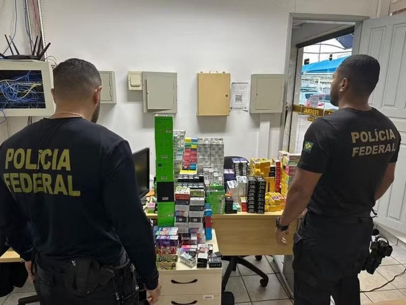 Polícia prende suspeito de contrabandear cigarros eletrônicos em RO Polícia prende suspeito de contrabandear cigarros eletrônicos em RO
