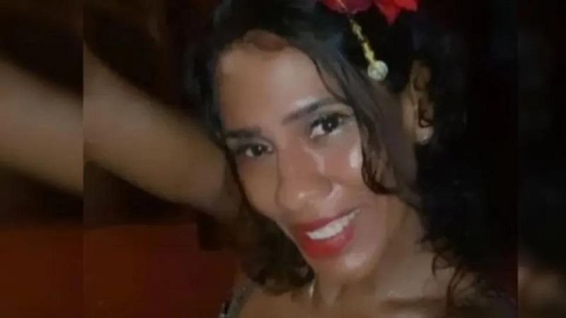 Mãe ameaça denunciar bandidos e é morta com ajuda da própria filha Mãe ameaça denunciar bandidos e é morta com ajuda da própria filha