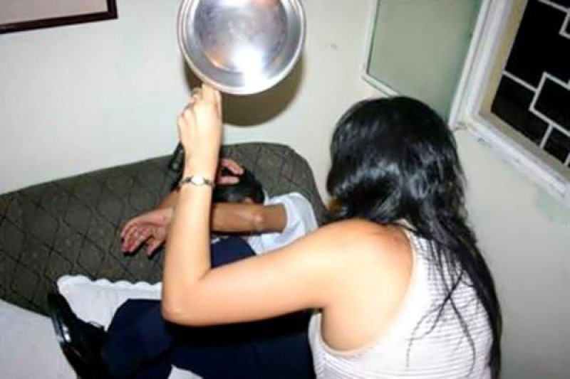 Homem aciona a PM após ser agredido mais uma vez pela ex-mulher Homem aciona a PM após ser agredido mais uma vez pela ex-mulher