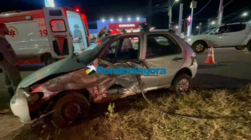 Idoso morre em grave acidente envolvendo dois carros e bicicleta elétrica em Porto Velho Idoso morre em grave acidente envolvendo dois carros e bicicleta elétrica em Porto Velho