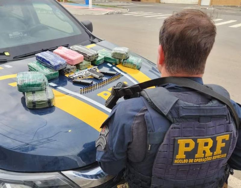 Motorista sai de RO e acaba preso pela PRF no ES com óxi, droga mais potente que o crack Motorista sai de RO e acaba preso pela PRF no ES com óxi, droga mais potente que o crack