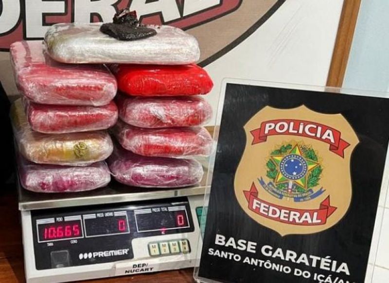 AÇÃO: PF prende mulher por tráfico de drogas no interior do Amazonas AÇÃO: PF prende mulher por tráfico de drogas no interior do Amazonas