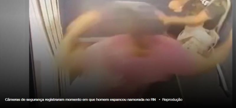 Ex-jogador que deu 60 socos na namorada disse ter "crise de claustrofobia" Ex-jogador que deu 60 socos na namorada disse ter "crise de claustrofobia"