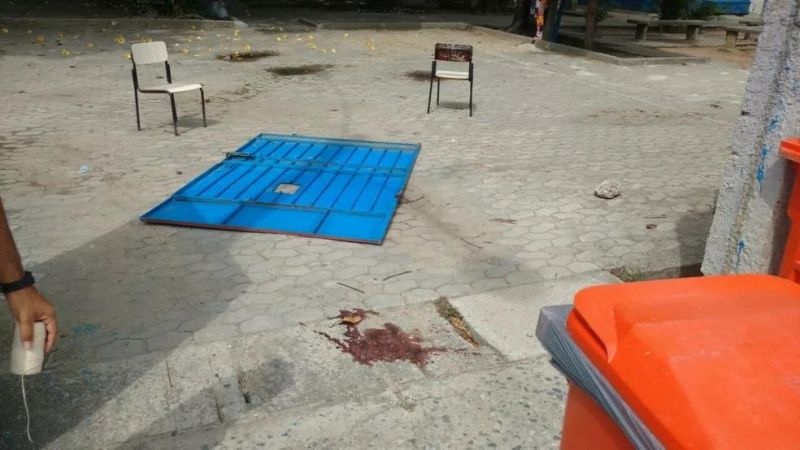 Criança de 1 ano morre após portão de residência cair sobre ela, em Ariquemes Criança de 1 ano morre após portão de residência cair sobre ela, em Ariquemes