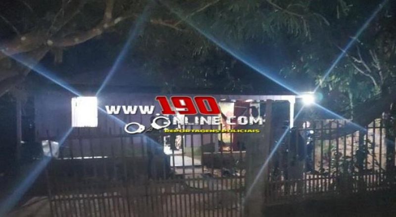 Jovem é morto com cerca de cinco tiros em Alta Floresta Jovem é morto com cerca de cinco tiros em Alta Floresta