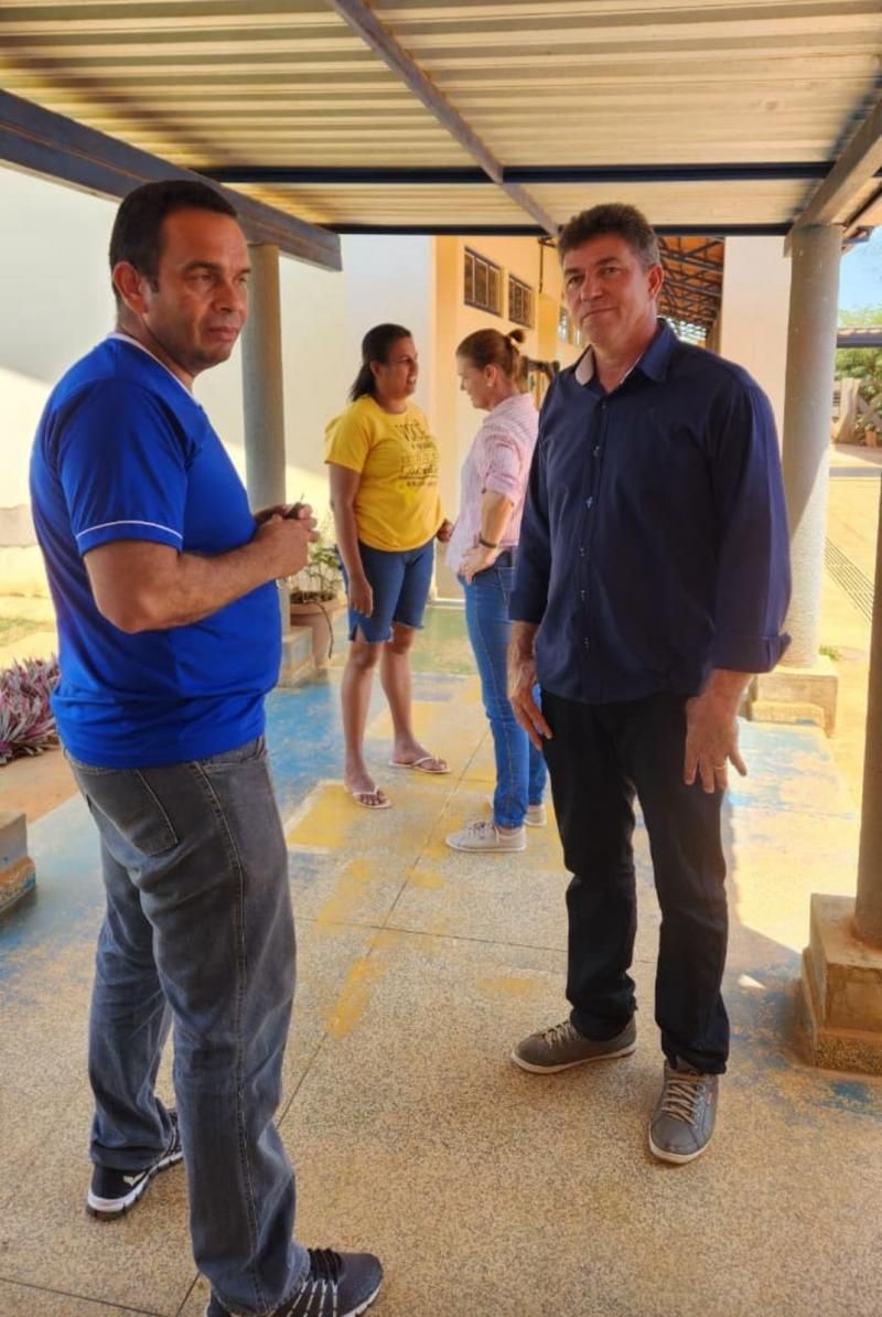 ALTO ALEGRE DOS PARECIS: Escola municipal Silva Jardim é contemplada com equipamentos tecnológicos e playgrounds ALTO ALEGRE DOS PARECIS: Escola municipal Silva Jardim é contemplada com equipamentos tecnológicos e playgrounds