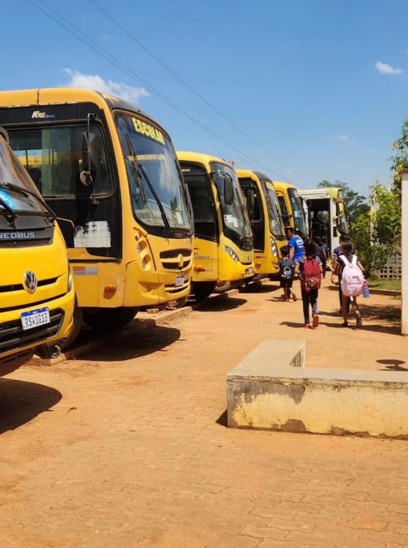 ALTO ALEGRE DOS PARECIS: Escola municipal Silva Jardim é contemplada com equipamentos tecnológicos e playgrounds ALTO ALEGRE DOS PARECIS: Escola municipal Silva Jardim é contemplada com equipamentos tecnológicos e playgrounds