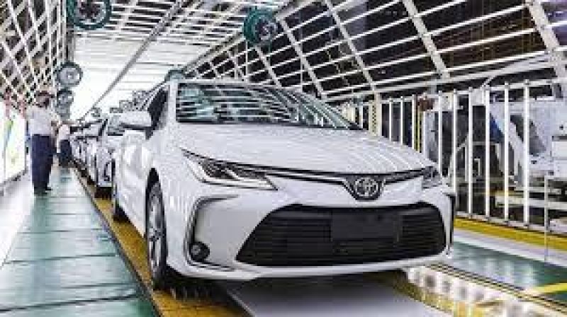 Toyota tem estoque até outubro e revendas já temem efeitos da paralisação Toyota tem estoque até outubro e revendas já temem efeitos da paralisação
