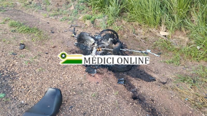 Grave acidente deixa duas vítimas fatais na BR-364, em Presidente Médici Grave acidente deixa duas vítimas fatais na BR-364, em Presidente Médici