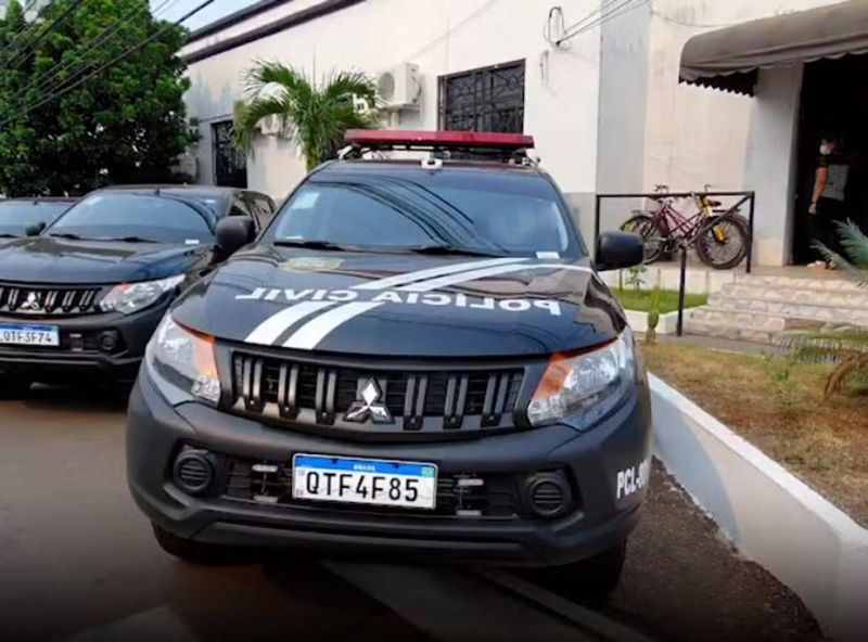 Polícia Civil aponta participação de advogado e policiais em facção criminosa e cumpre 17 mandados de prisão Polícia Civil aponta participação de advogado e policiais em facção criminosa e cumpre 17 mandados de prisão