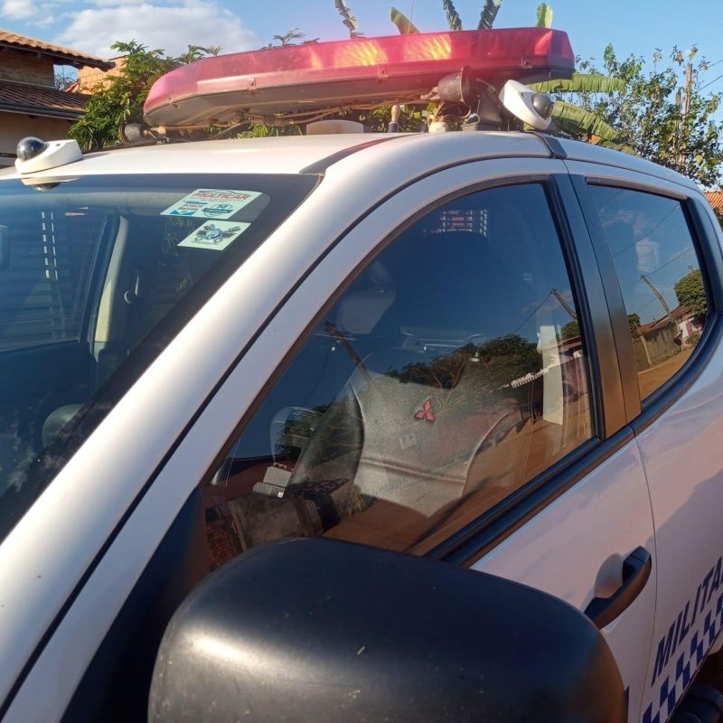 Rolim de Moura: Mulher invade apartamento de jovem falecido e furta parte da mobília Rolim de Moura: Mulher invade apartamento de jovem falecido e furta parte da mobília