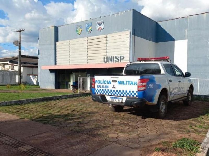 ROLIM DE MOURA: Homem é preso em cumprimento de mandado de prisão no bairro Beira Rio ROLIM DE MOURA: Homem é preso em cumprimento de mandado de prisão no bairro Beira Rio