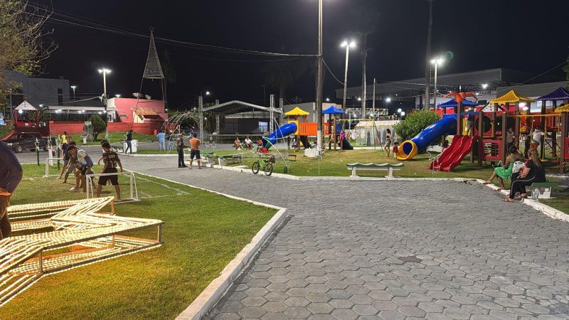 ROLIM DE MOURA: Praça Durvalino de Oliveira será interditada temporariamente para finalização da estrutura do Natal ROLIM DE MOURA: Praça Durvalino de Oliveira será interditada temporariamente para finalização da estrutura do Natal