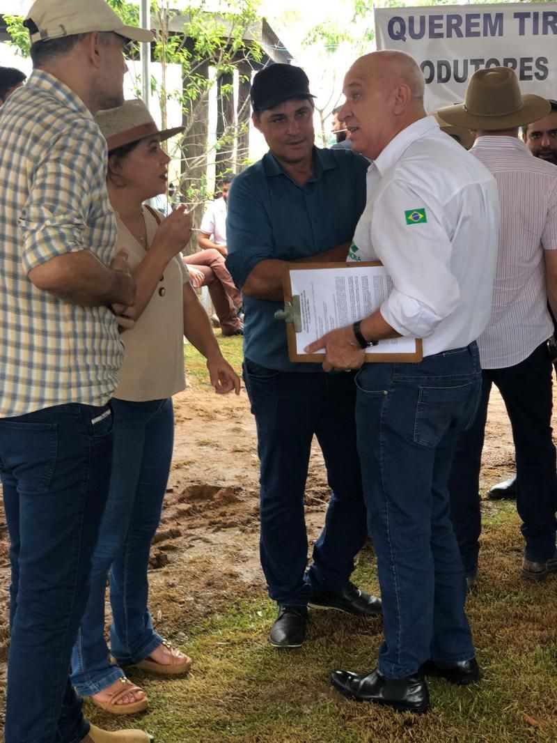 SERINGUEIRAS: Prefeito Armando participa de reunião com comissão de direitos humanos do senado juntamente com senadores, deputados federais e estaduais de Rondônia SERINGUEIRAS: Prefeito Armando participa de reunião com comissão de direitos humanos do senado juntamente com senadores, deputados federais e estaduais de Rondônia