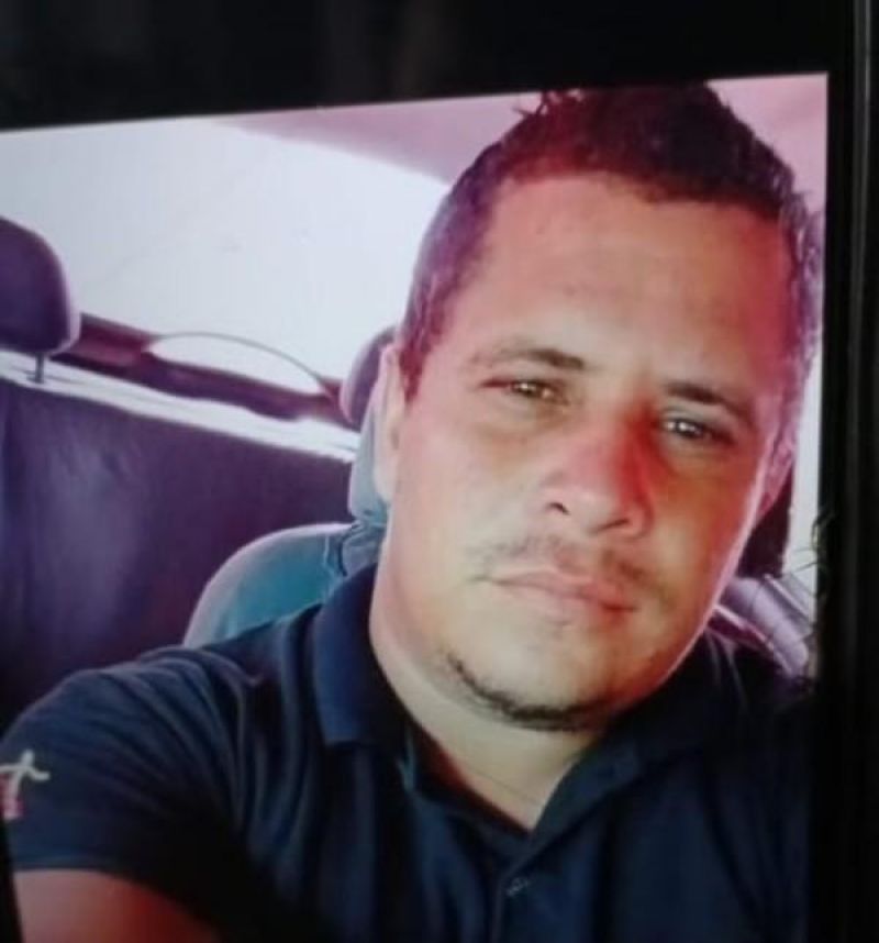 CACOAL: Ex-companheiro é morto a facada pelo atual namorado da mulher CACOAL: Ex-companheiro é morto a facada pelo atual namorado da mulher