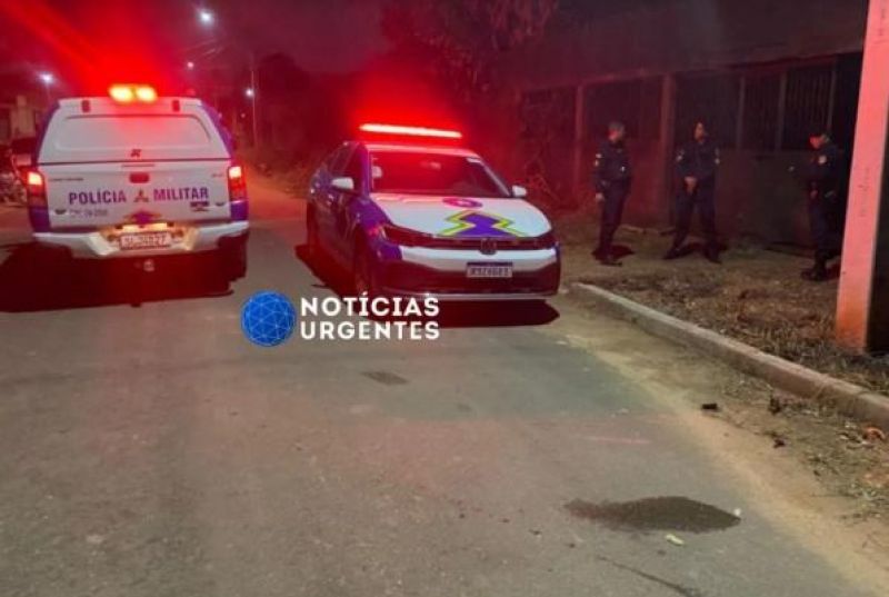 Mãe é presa em Porto Velho após agredir e expulsar filha de 12 anos Mãe é presa em Porto Velho após agredir e expulsar filha de 12 anos
