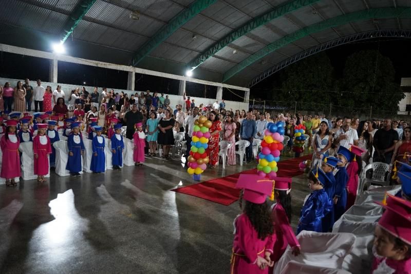 SANTA LUZIA: Secretaria Municipal de Educação promove formatura dos alunos do Pré II SANTA LUZIA: Secretaria Municipal de Educação promove formatura dos alunos do Pré II