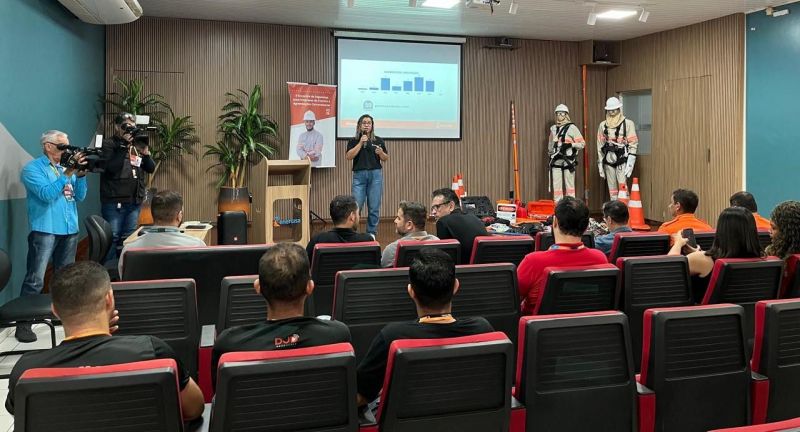 Energisa reúne blocos e empresas de eventos para orientações de segurança com a rede elétrica durante o Carnaval Energisa reúne blocos e empresas de eventos para orientações de segurança com a rede elétrica durante o Carnaval