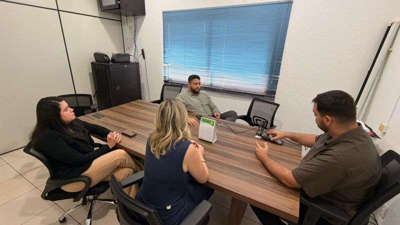 Expansão da rede de esgoto é pauta em encontro entre a Águas de Rolim de Moura e a AGERROM Expansão da rede de esgoto é pauta em encontro entre a Águas de Rolim de Moura e a AGERROM