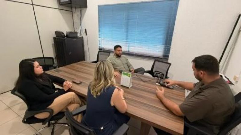 Expansão da rede de esgoto é pauta em encontro entre a Águas de Rolim de Moura e a AGERROM Expansão da rede de esgoto é pauta em encontro entre a Águas de Rolim de Moura e a AGERROM