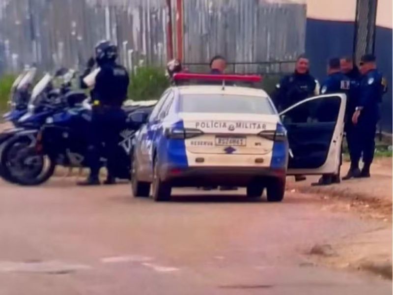 Mulher é presa após polícia descobrir duas motos com a mesma placa em Porto Velho Mulher é presa após polícia descobrir duas motos com a mesma placa em Porto Velho