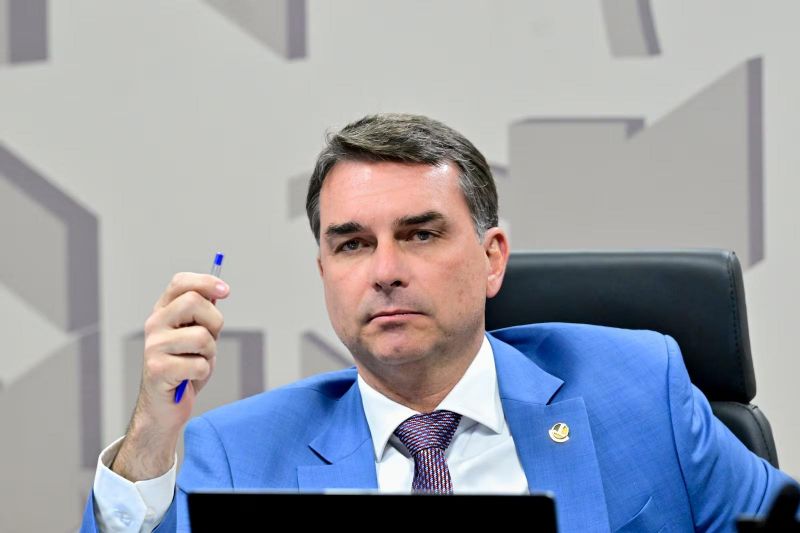 Ala do PL vê prestação de contas de Flávio como fator decisivo para apoiá-lo Ala do PL vê prestação de contas de Flávio como fator decisivo para apoiá-lo