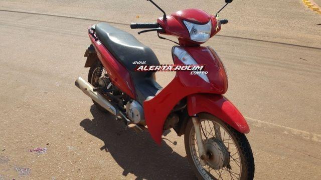 Rolim de Moura - Motociclista inabilitado bate em Biz ocupada por duas irmãs, se evade do local, mas logo em seguida é localizado pela Polícia Militar