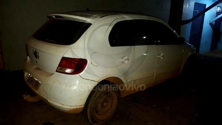 UM MORTO: Trio é preso ao tentar resgatar dupla que atirou em helicóptero da PM UM MORTO: Trio é preso ao tentar resgatar dupla que atirou em helicóptero da PM