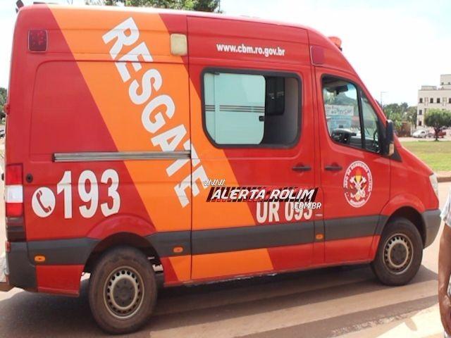 Rolim de Moura - Mulher sofre fratura exposta em uma das pernas em colisão envolvendo duas motos no Centro da cidade Rolim de Moura - Mulher sofre fratura exposta em uma das pernas em colisão envolvendo duas motos no Centro da cidade