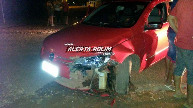 Rolim de Moura - Carro e moto colidem na Rua Ana Neri e uma pessoa fica ferida