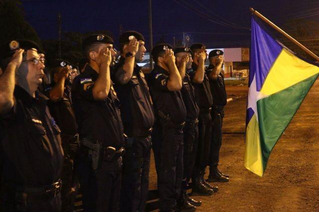 Pimenta Bueno - Polícia Militar realiza Formatura de Passagem de Comando  