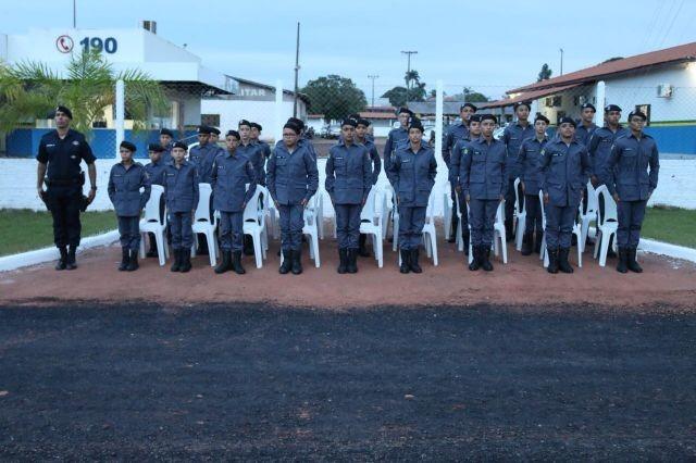 Pimenta Bueno - Polícia Militar realiza Formatura de Passagem de Comando  