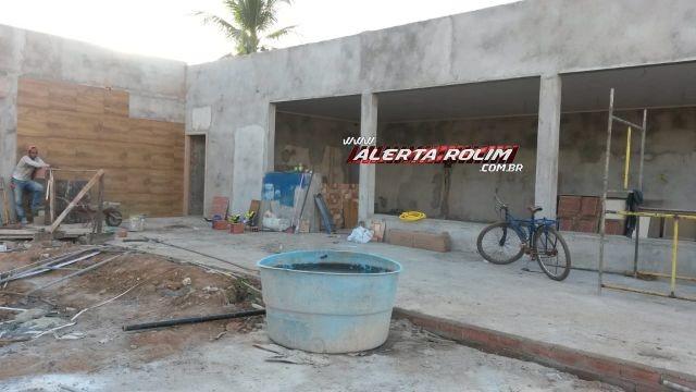 Rolim de Moura - Trabalhador sofre queda de aproximadamente três metros de altura e fratura perna no Bairro Cidade Alta Rolim de Moura - Trabalhador sofre queda de aproximadamente três metros de altura e fratura perna no Bairro Cidade Alta